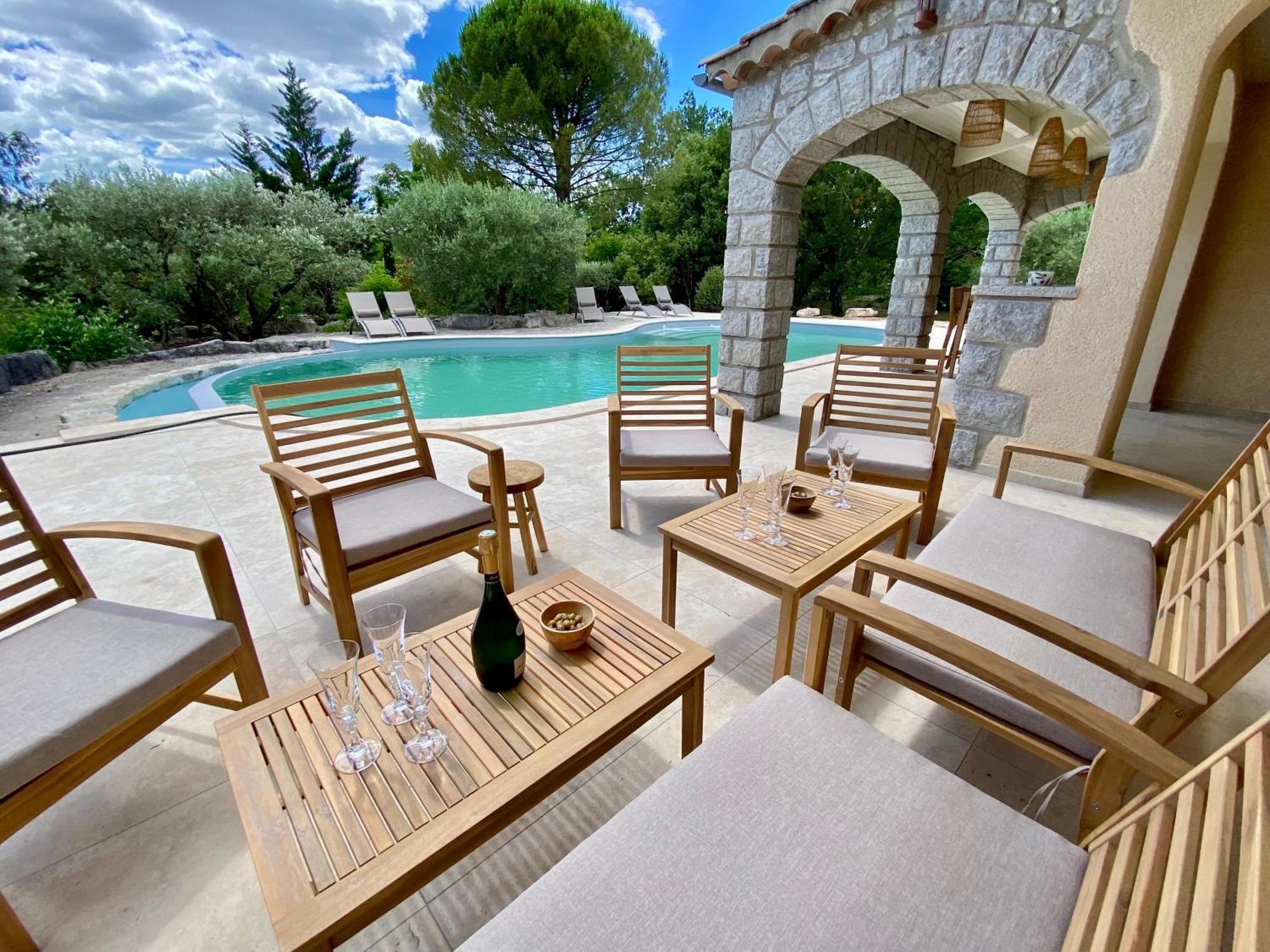 Maison Pour 12P, Piscine A Debordement Chauffee D'Avril A Octobre Inclus Ruoms Exterior photo